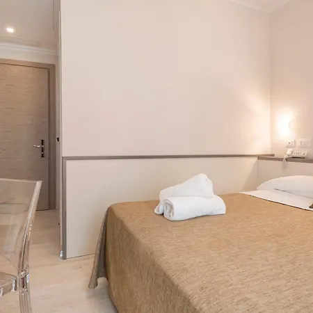Hotel Echotel 2*